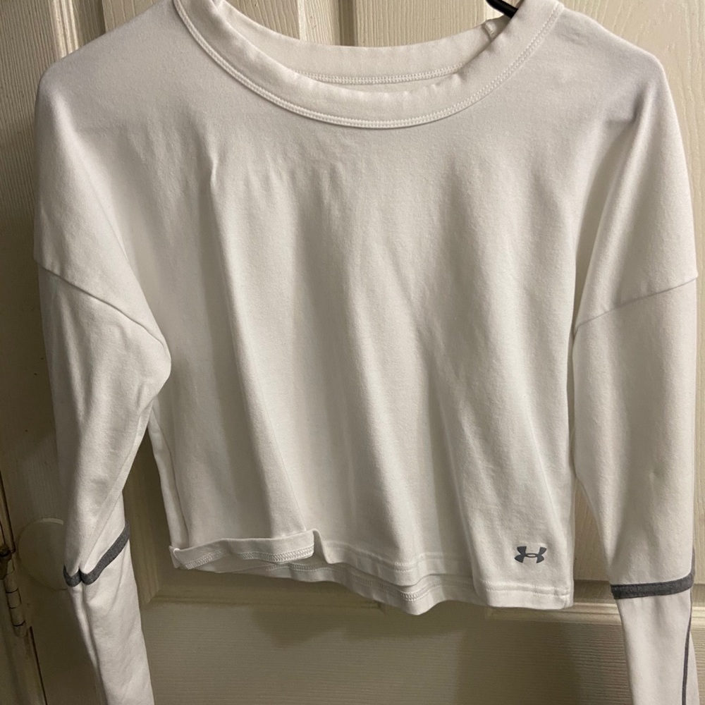 Under Armour White Crop Sweatshirt XS